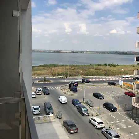 Breeze Residences * Mamaia